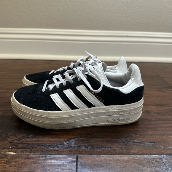 Adidas Gazelle Women's Black and White Sneakers - Picture 3 of 4